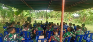 Babinsa Desa Kiantar Ajak Warga Jaga Kebersihan Lingkungan