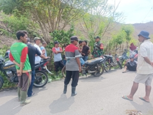 Babinsa Desa Kwangko Dekatkan Diri dengan Warga, Jaga Kondusifitas Dusun Pali