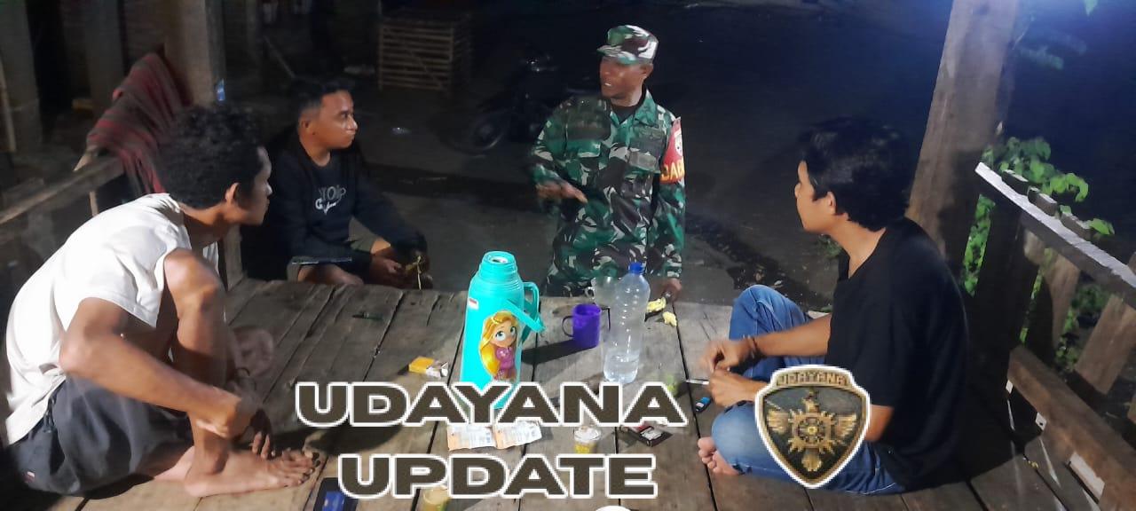 Babinsa Desa Pancasila Dampingi Warga Gelar Ronda Malam di Dusun Garud