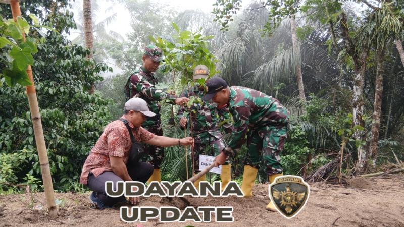 Kodim 1606 Ajak Warga Lingsar Hijaukan Desa Giri Madia