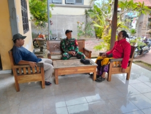 Gencarkan Komsos, Babinsa Koramil Nusa Penida Jalin Koordinasi Dan Pererat Hubungan