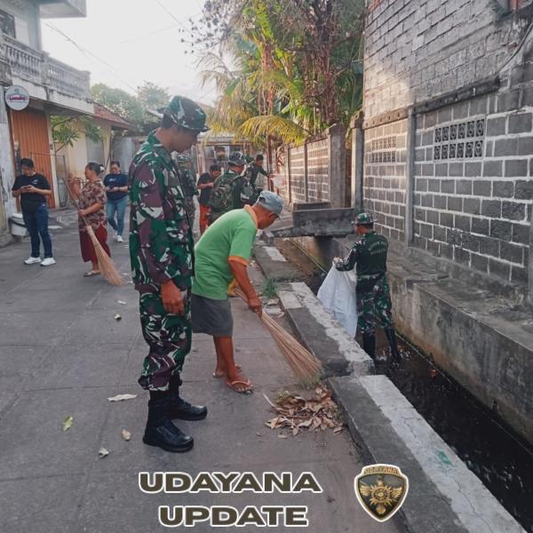 Babinsa Kaliuntu Ajak Aksi Bersih Sungai Mumbul, Warga Antusias Gotong Royong