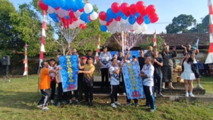 Bati Tuud Koramil 1623-03/Rendang Dukung Peringatan HUT KORPRI dan PGRI Melalui Jalan Santai di Lapangan Werdhi Yowana.