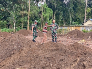 Dandim 1623/Karangasem tinjau langsung lokasi pembangunan Koperasi Desa/Kelurahan merah putih.