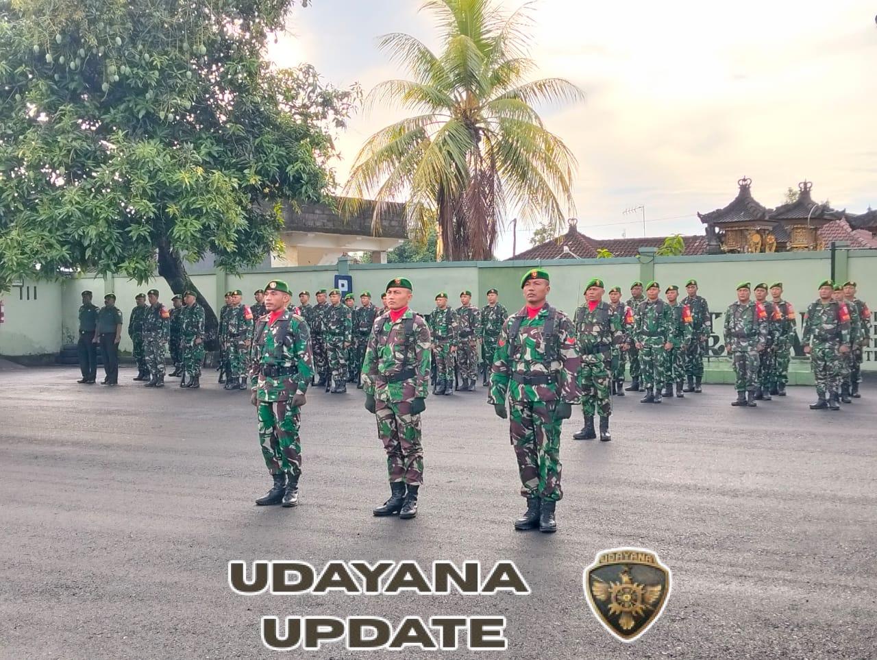 Anggota Kodim 1623/Karangasem dan Koramil jajaran laksanakan upacara pengibaran bendera merah putih.