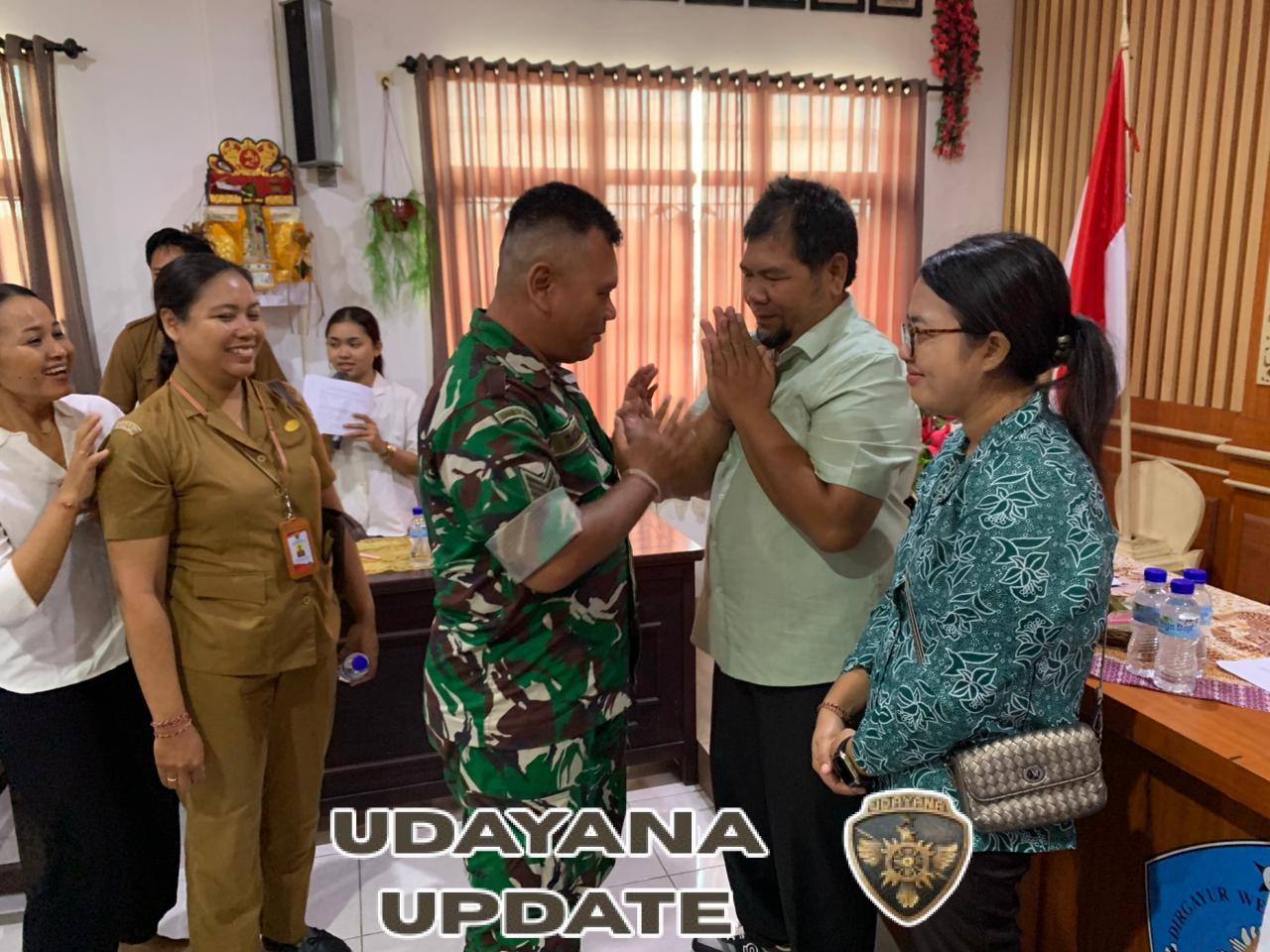 Sinergi Babinsa dan Bhabinkamtibmas Kawal Serah Terima Jabatan di Desa Guwang