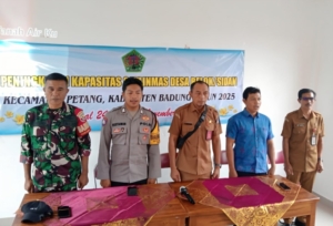Bintek Linmas di Desa Belok/Sidan, Babinsa Serka Made Astika Jadi Narasumber