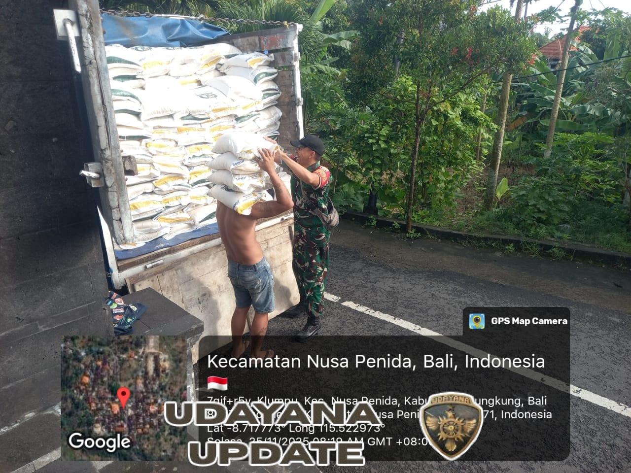 Babinsa Klumpu Gelar Pengamanan Droping Bantuan Pangan PBP