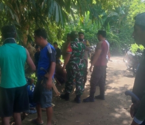 Babinsa Desa Tapir Tingkatkan Sinergitas dengan Warga Melalui Komsos