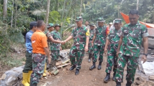 Kunjungan Tim Wasev Tekankan Optimalisasi Program TMMD ke-126  di Wilayah Kodim 1606 Mataram