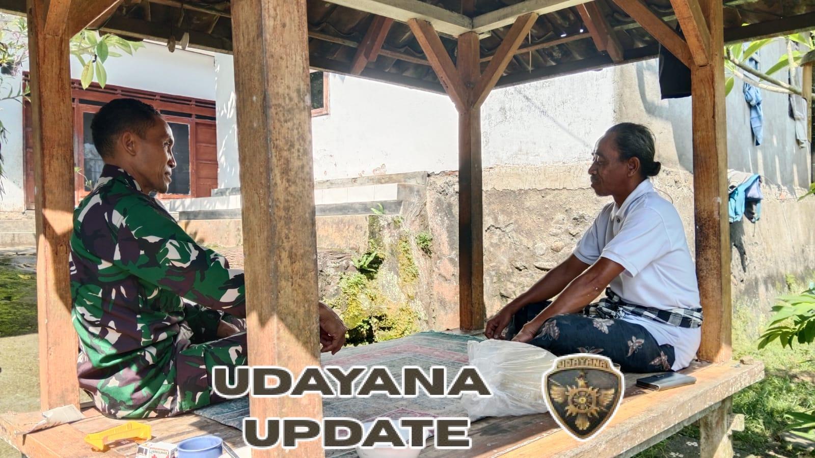 Komsos Babinsa Kodim 1617/Jembrana Bersama Jro Mangku: Satukan Langkah untuk Harmoni Desa Adat