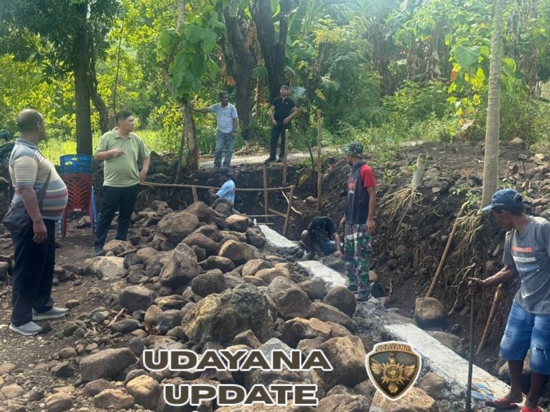 Kodim 1622/Alor Gotong Royong Bangun Fondasi Koperasi Merah Putih