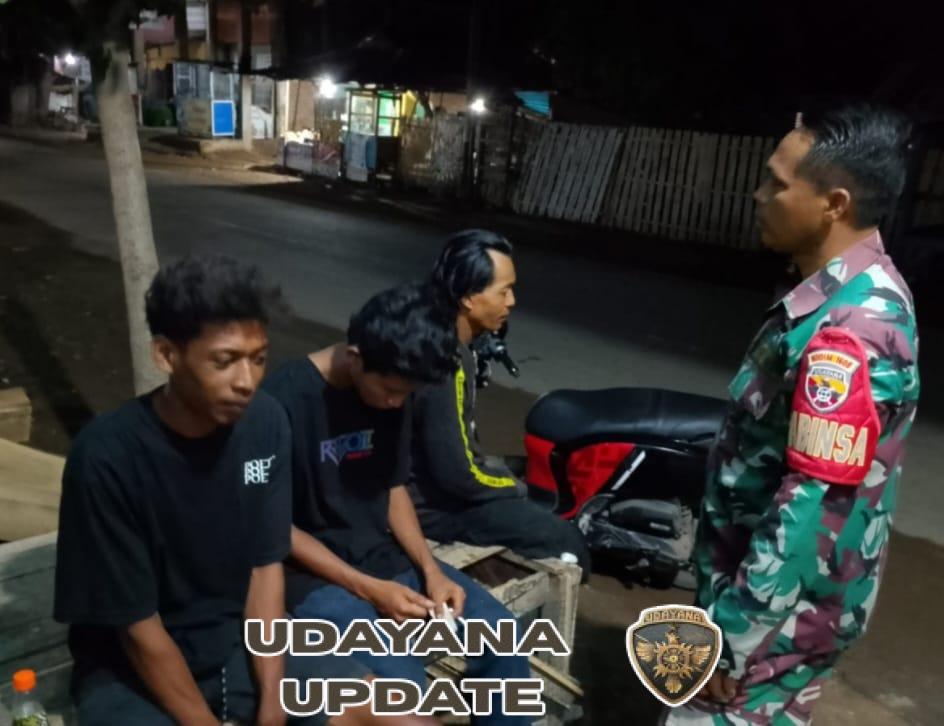 Babinsa Koramil 1608-07 Monta Gelar Patroli Malam dan Sosialisasi Bahaya Narkoba