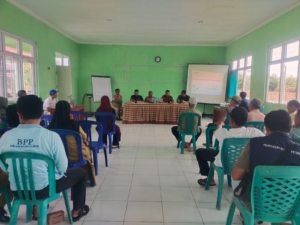 Danramil 1607-06/Lape-Lopok Tegaskan Komitmen Kawal Penyaluran Pupuk Bersubsidi di Kecamatan Lopok