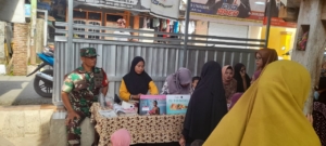 Babinsa Seteluk Tengah Dampingi Kegiatan Posyandu Ibu Hamil dan Balita