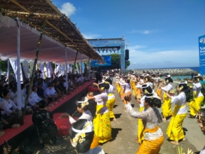 Babinsa Batununggul Hadiri Nusa Penida Festival Ke 8 2025