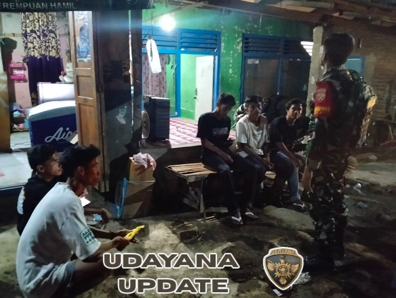 Babinsa Koramil 1608-02/Bolo Gelar Ronda Malam Serentak Cegah Kenakalan Remaja