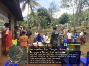 TNI dan Pemerintah Desa Fuisama Wujudkan Gerakan Pangan Murah