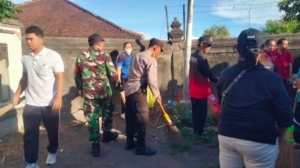 Gotong Royong Babinsa, Bhabinkamtibmas, dan Warga Kendran Bersatu Lestarikan Alam Buleleng