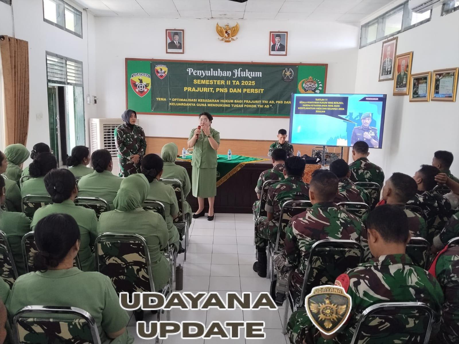 Anggota jajaran Kodim 1623/Karangasem terima penyuluhan hukum dari Kumdam IX/Udayana.