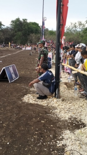 Sinergi TNI-Polri Sukses Amankan Turnamen Sepak Bola Semau