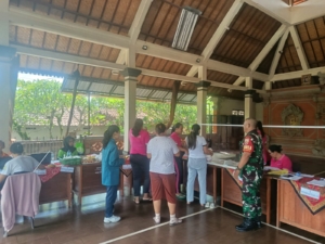 Wujud Kepedulian Babinsa, Pantau Tumbuh Kembang Balita Lewat Posyandu