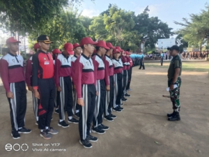 Kodim 1610/Klungkung Latih Serah Terima Pataka Panji- Panji dan Surat Sakti I Gusti Ngurah Rai