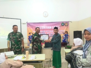 LDKS Madrasah Aliyah Al-Makruf: Babinsa Beri Materi Kedisiplinan untuk Bentuk Pemimpin Berkarakter