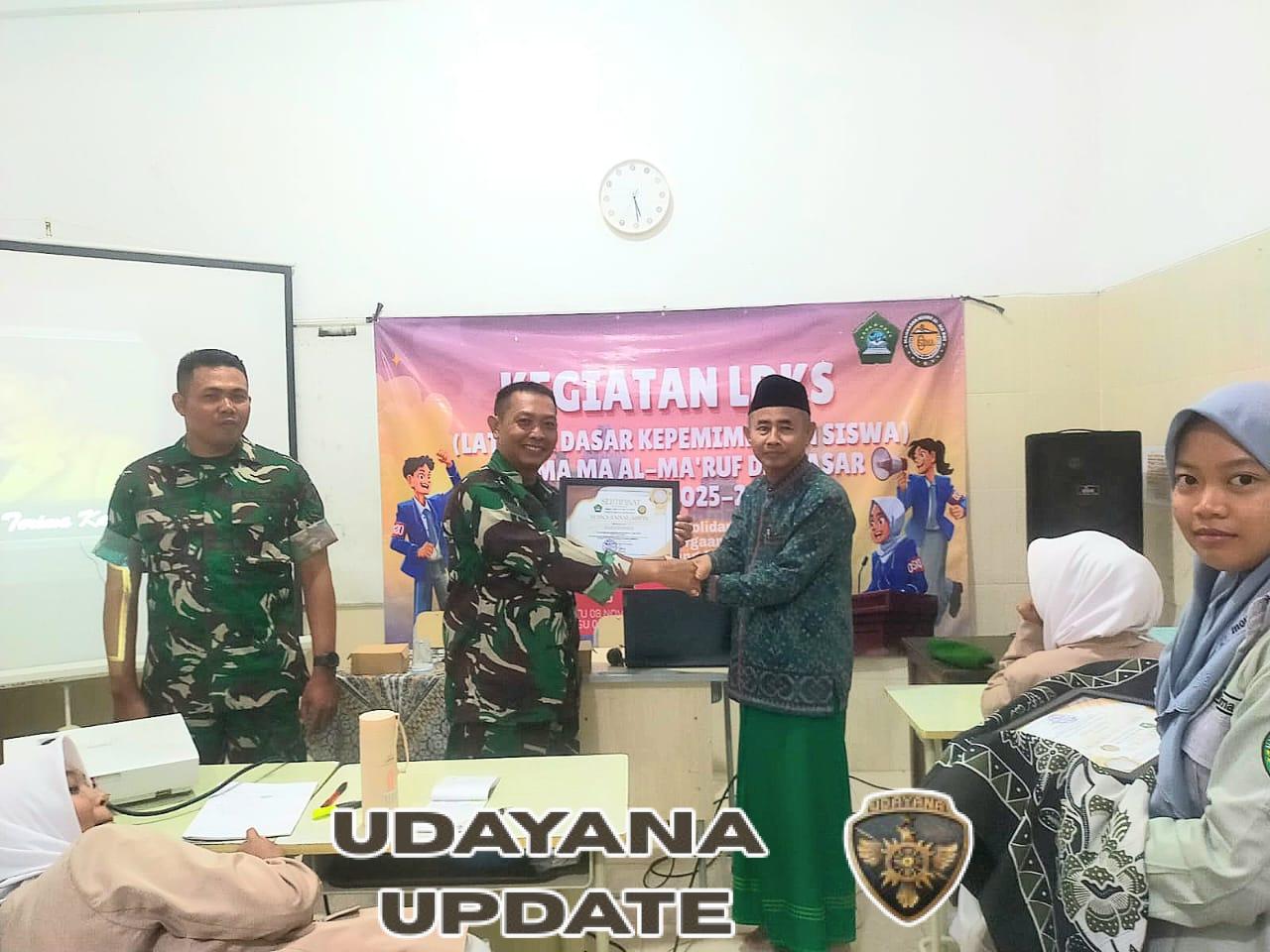 LDKS Madrasah Aliyah Al-Makruf: Babinsa Beri Materi Kedisiplinan untuk Bentuk Pemimpin Berkarakter