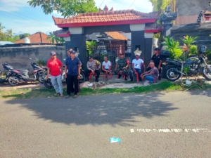 Wujudkan Desa Aman dan Kondusif, Babinsa Bubunan Gelar Komsos dengan Tokoh Masyarakat