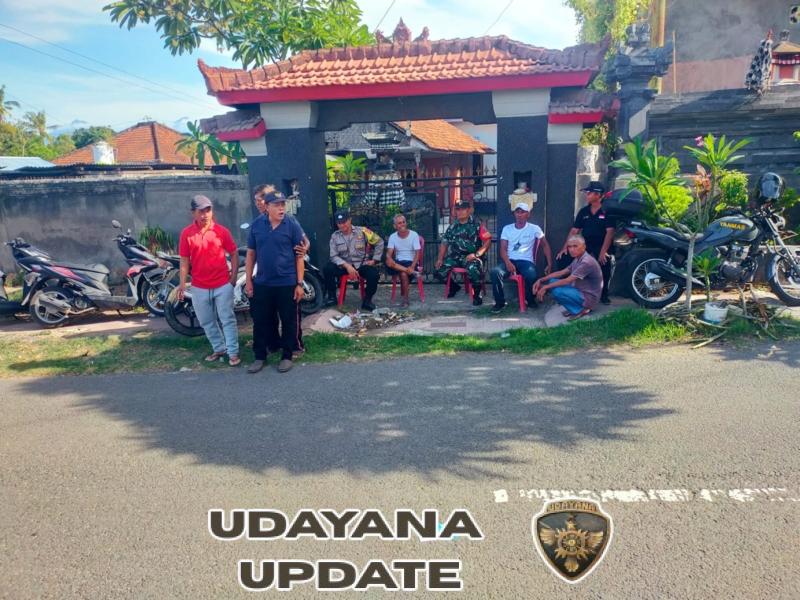 Wujudkan Desa Aman dan Kondusif, Babinsa Bubunan Gelar Komsos dengan Tokoh Masyarakat