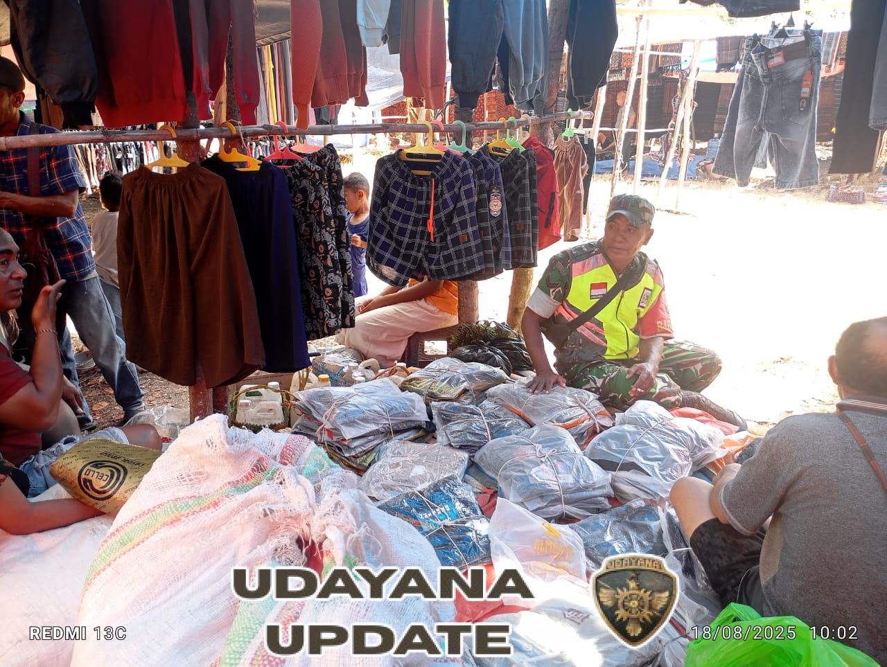 Babinsa Koramil 1602-04/Maurole Laksanakan Komsos dan Pamwil di Desa Rangalaka