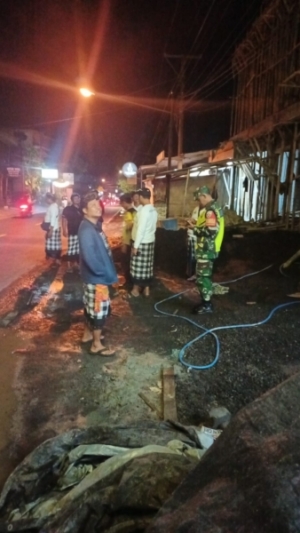Babinsa Peliatan Bersama Unsur Keamanan Tingkatkan Pengawasan Penduduk Pendatang di Ubud