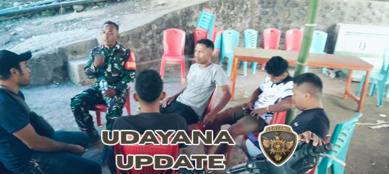 Babinsa Koramil Ndona Timur Perkuat Kamtibmas dan Simpati Warga Desa Sokoria