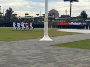 Semangat Kepahlawanan, Danramil Ubud Pimpin Pengerahan Personel Kodim 1616/Gianyar di Alun-Alun Kota Gianyar