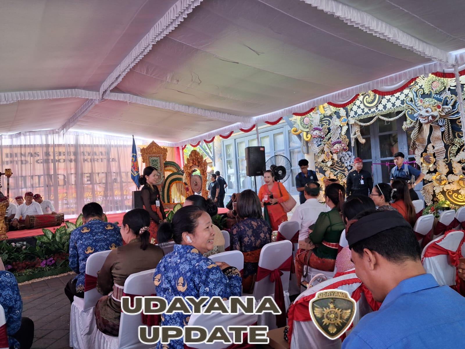 Wangi Rempah dan Semangat Pengamanan, Babinsa Dampingi Pameran ‘Rempah Ring Urip Lan Budaya Bali’ di Singaraja