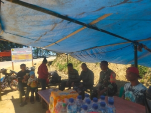 Babinsa Koramil 1602-02/Wolowaru Tingkatkan Keamanan dan Komsos di Desa Wonda