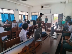 Usai Persami KKRI Gel  III TW IV TA 2025, Puluhan Pelajar SMK Di Klungkung Laksanakan Rik Psikologi Metode Online Dan Computer Assisted