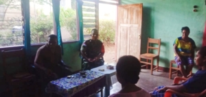 Wujud Kepedulian TNI, Babinsa Tasinifu Imbau Warga Waspadai Perubahan Cuaca