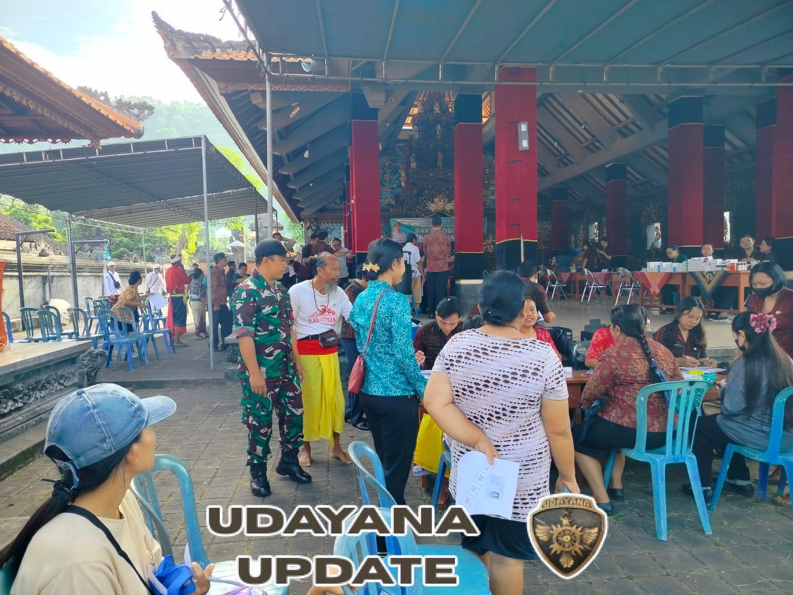 Babinsa Desa Antiga Koramil 1623-05/Manggis Dampingi Kegiatan Bakti Sosial Kesehatan di Wilayah Binaannya.