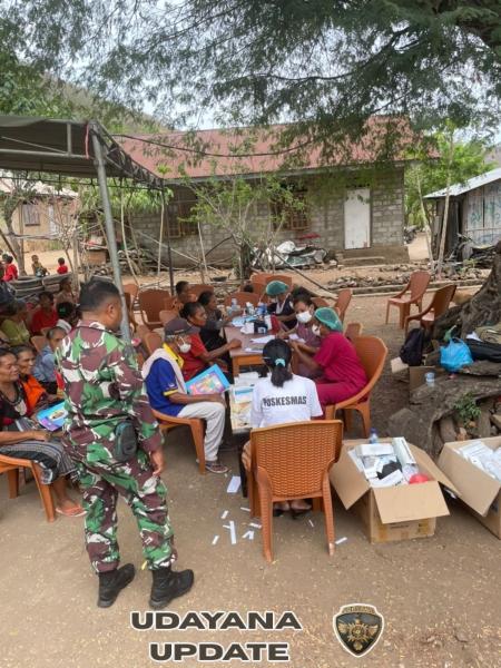 Babinsa Koramil 1624-03/Lewoleba Hadiri Bakti Sosial Pengobatan Gratis di Desa Lamatokan, Dukung Kesehatan Masyarakat