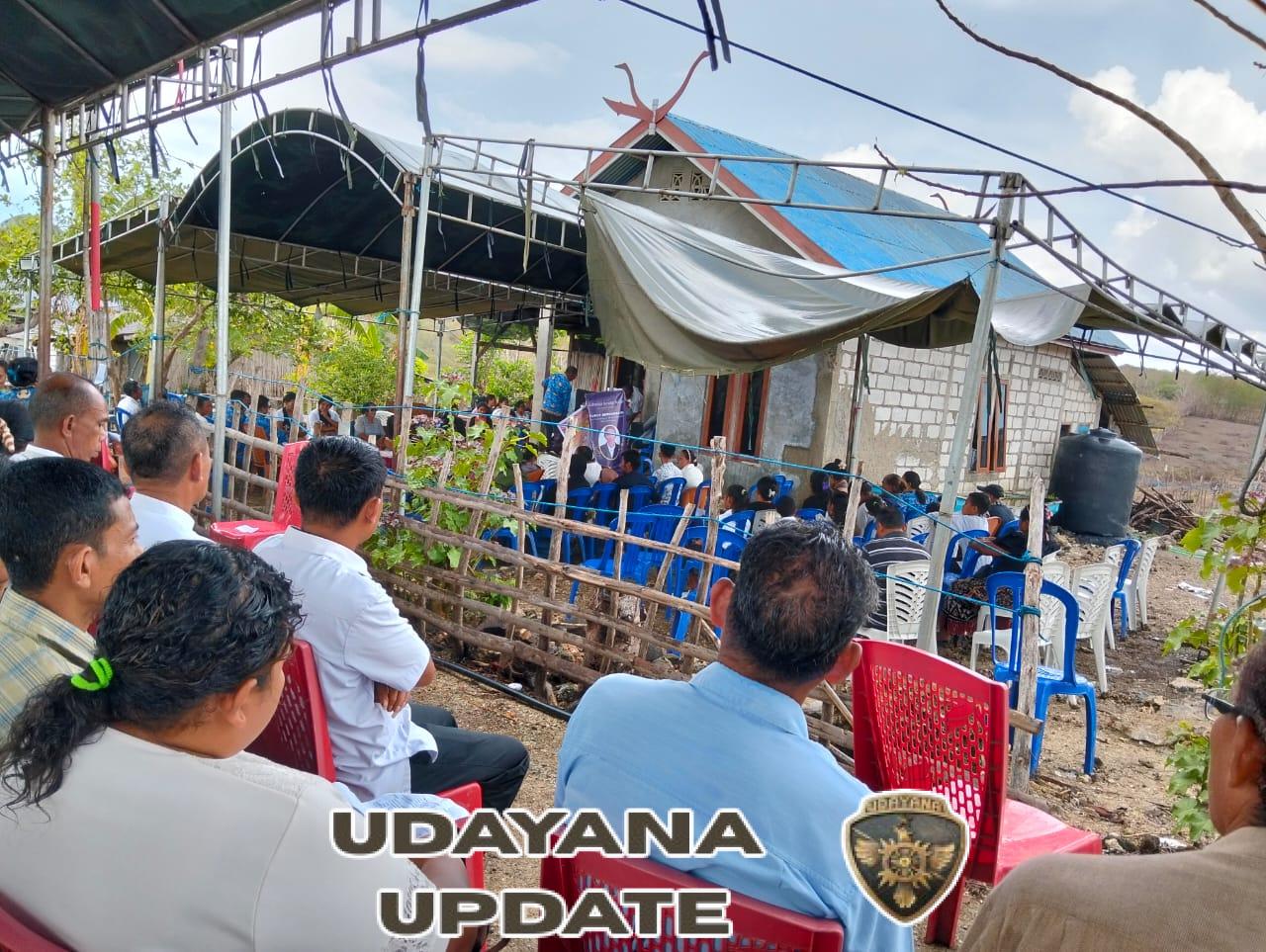 Serma Jusuf Tuungga Tunjukkan Solidaritas, Hadiri Pemakaman Ibunda Anggota Yonif 743/SYB