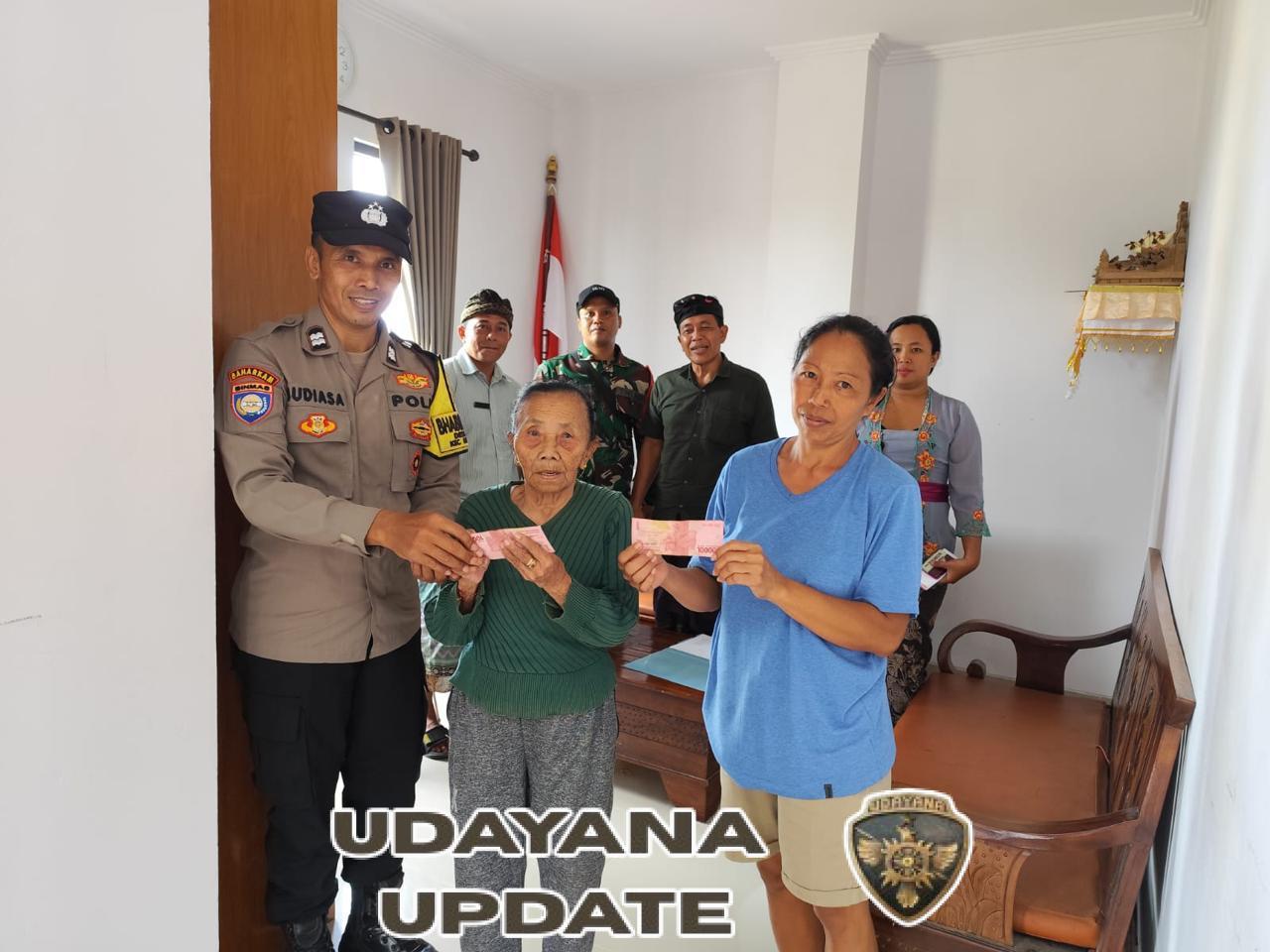 Babinsa Timuhun Bersama Bhabinkamtibmas Dampingi Penyaluran BLT DD Tahap XI Bulan Nopember 2025