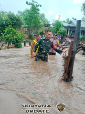 Banjir Melanda Desa Monggo, Madapangga Kabupaten Bima, Ribuan Warga Terdampak