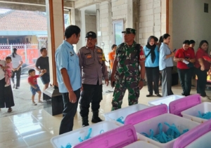 Babinsa Kelurahan Pemecutan: Program Makanan Bergizi Gratis Berdampak Positif bagi Balita di Denpasar Barat