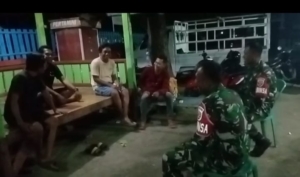 Koramil 1608-01/Rasanae Gelar Siskamling Bersama Warga Kelurahan Dara