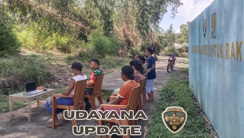 Babinsa Koramil Bajawa Ikuti Zoom Meeting Program Pompa Hidram TNI AD di Desa Langagedha