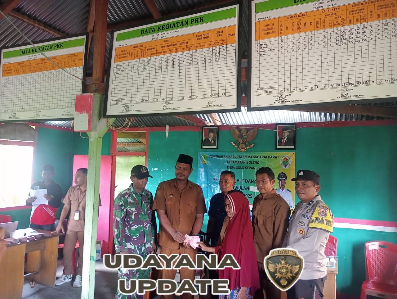 TNI Bersama Pemerintah Desa Sinergi Sukseskan Penyaluran BLT Dana Desa Tahun Anggaran 2025 di Boleng