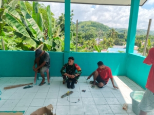 Babinsa Koramil 1602-02/Wolowaru Gelar Komsos dan Pamwil, Warga Desa Wololele A Antusias