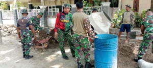 TNI Koramil Kupang Bangun Drainase untuk Atasi Genangan Air